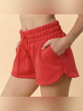 NEW Blogilates PopFlex Marshmallow Dolphin Shorts Red Size Large NWT